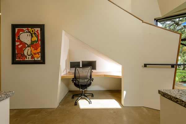 como transformar um espaço pequeno em um escritório